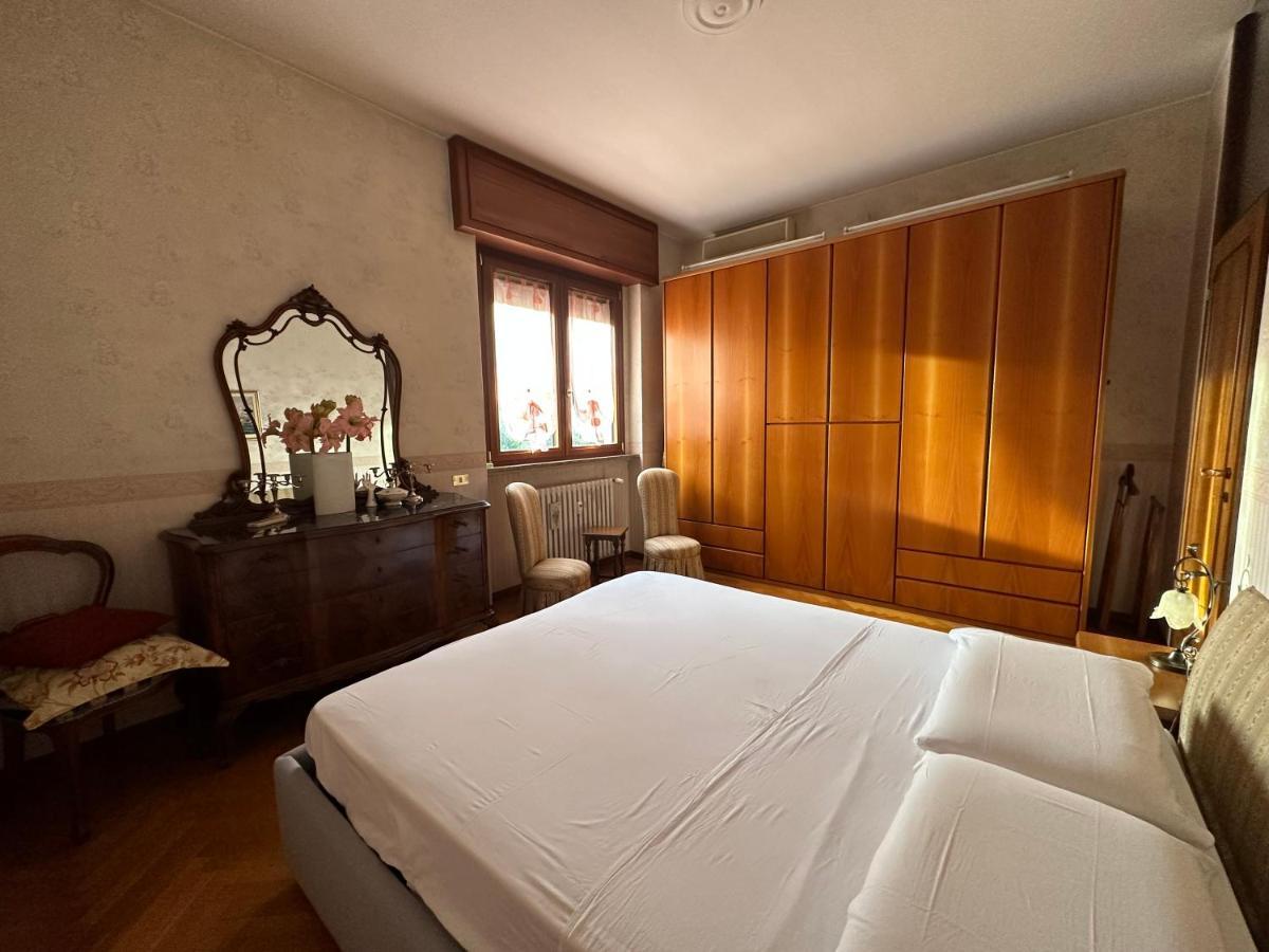 Dehomes - Two Bedrooms, Terrace, Wi-Fi, Tram To Centre & Rho Fiera Mailand Exterior foto