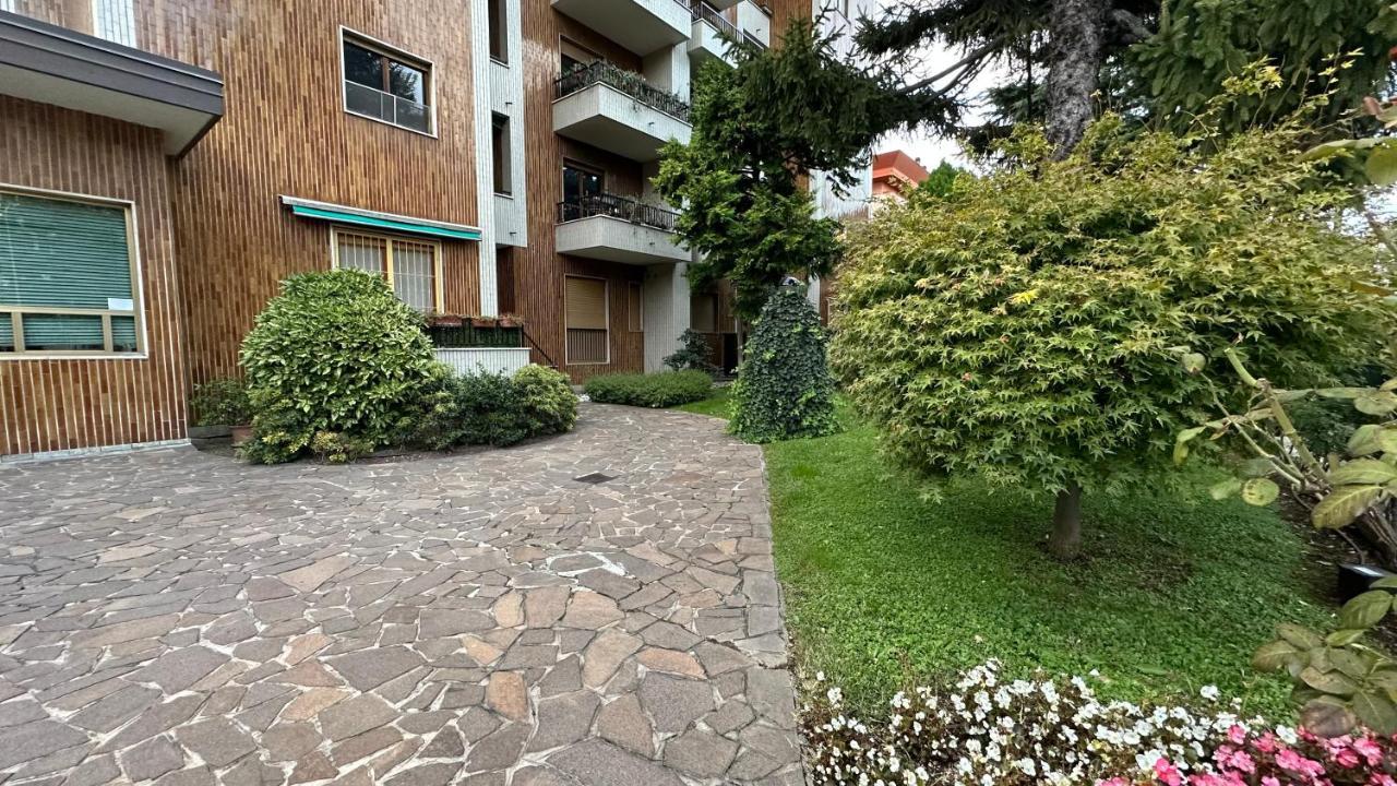 Dehomes - Two Bedrooms, Terrace, Wi-Fi, Tram To Centre & Rho Fiera Mailand Exterior foto